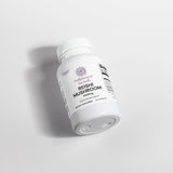 Reishi mushroom capsules with mycelium and fruiting bodies