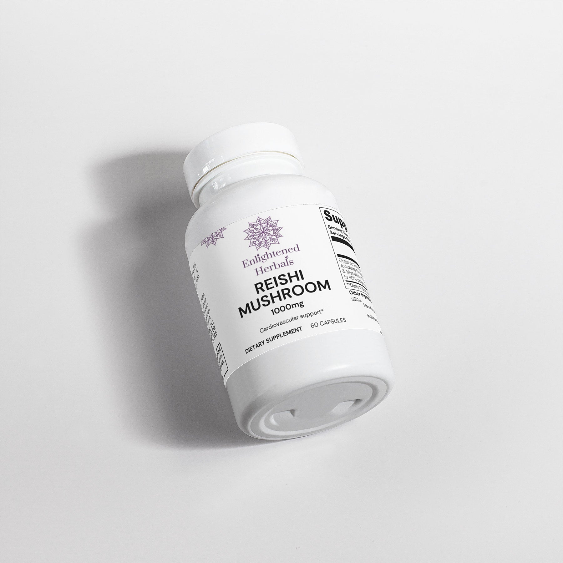 Reishi mushroom capsules with mycelium and fruiting bodies